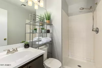 3320 W McRae Way #Unit 1, Phoenix, AZ 85027 - Photo 16