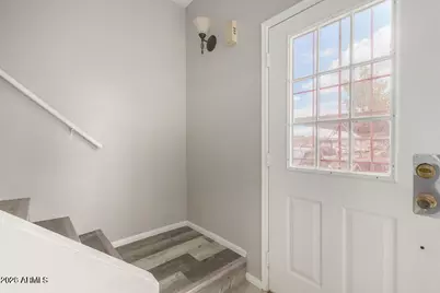 3320 W McRae Way #Unit 1, Phoenix, AZ 85027 - Photo 4