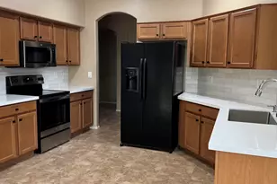 10281 W Carlota Ln, Peoria, AZ 85383 - Photo 8
