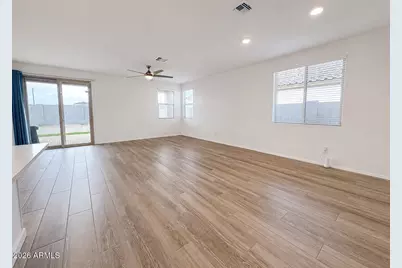 18252 W Cielo Grande Avenue, Surprise, AZ 85387 - Photo 14