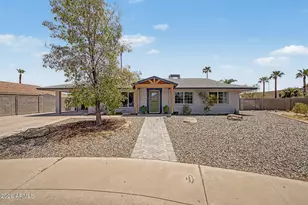 3923 S Dorsey Ln, Tempe, AZ 85282 - Photo 36