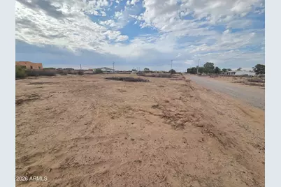 336 W Broadway Road #M, Tonopah, AZ 85354 - Photo 1