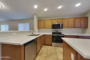 3624 S 71st Dr, Phoenix, AZ 85043 - Photo 4