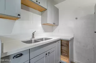 110 N 33rd Ave, Phoenix, AZ 85009 - Photo 4