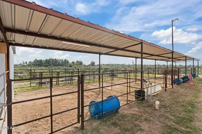 42710 W Highway 60 --, Morristown, AZ 85342 - Photo 32