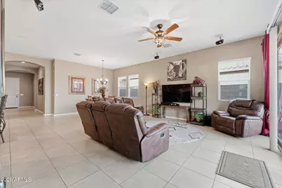 129 W White Oak Avenue, Queen Creek, AZ 85140 - Photo 6