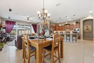 129 W White Oak Ave, Queen Creek, AZ 85140 - Photo 10