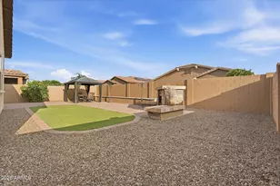 129 W White Oak Ave, Queen Creek, AZ 85140 - Photo 38