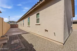 129 W White Oak Ave, Queen Creek, AZ 85140 - Photo 40