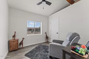 27060 S Bennett Way, Congress, AZ 85332 - Photo 16