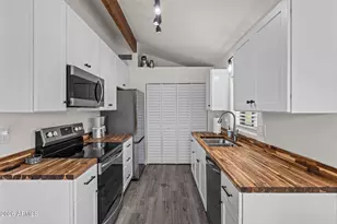 27060 S Bennett Way, Congress, AZ 85332 - Photo 20