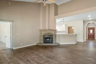 4220 W Creedance Blvd, Glendale, AZ 85310 - Photo 12