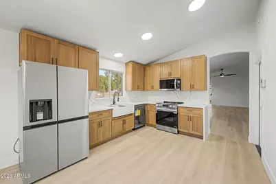 10263 W Potter Drive, Peoria, AZ 85382 - Photo 2