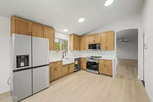 10263 W Potter Dr, Peoria, AZ 85382 - Photo 2
