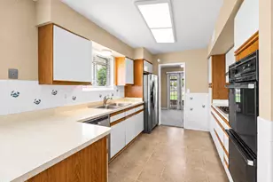 9202 N 107th Ave, Sun City, AZ 85351 - Photo 4