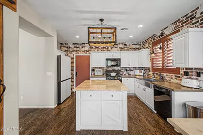 3835 W Ranier Court, Anthem, AZ 85086 - Photo 16