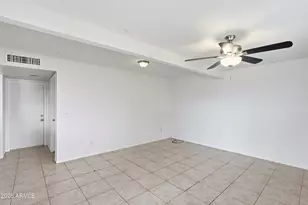 4616 W Saguaro Dr, Glendale, AZ 85304 - Photo 18