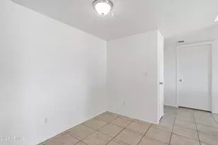 4616 W Saguaro Dr, Glendale, AZ 85304 - Photo 32