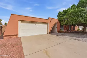 4616 W Saguaro Dr, Glendale, AZ 85304 - Photo 2
