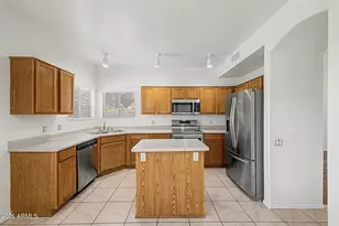 6947 W Via Del Sol Dr, Glendale, AZ 85310 - Photo 4