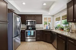 9648 W Rosemonte Dr, Peoria, AZ 85382 - Photo 6