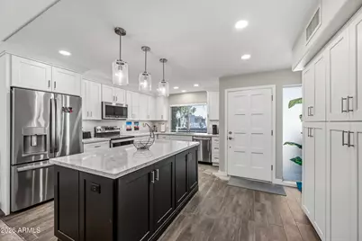 7340 N VÃ­a Camello Del Norte -- #234, Scottsdale, AZ 85258 - Photo 4