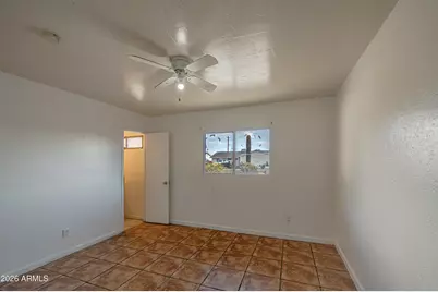7922 W Earll Drive, Phoenix, AZ 85033 - Photo 8