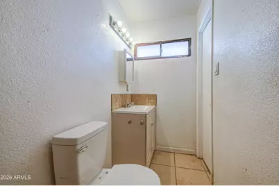 7922 W Earll Drive, Phoenix, AZ 85033 - Photo 10