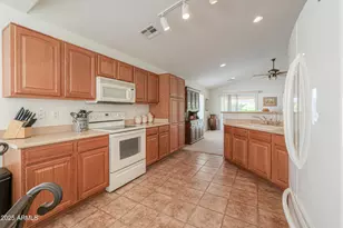 2415 E Antigua Dr, Casa Grande, AZ 85194 - Photo 12