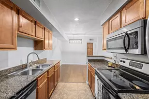 5995 N 78th St, Scottsdale, AZ 85250 - Photo 2