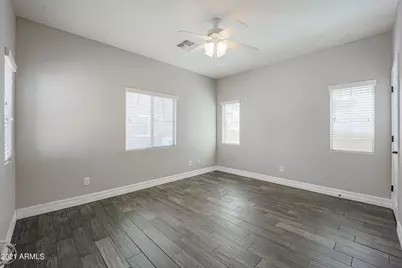 22076 N 103rd Lane #351, Peoria, AZ 85383 - Photo 4