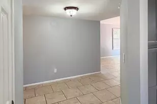 11815 N 65th Dr, Glendale, AZ 85304 - Photo 2