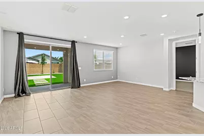 14642 W Charter Oak Road, Surprise, AZ 85379 - Photo 12