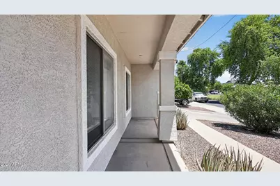 7230 W Sheila Lane, Phoenix, AZ 85033 - Photo 16