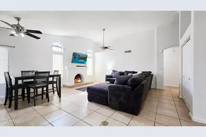 11007 W Cottonwood Lane, Avondale, AZ 85392 - Photo 8