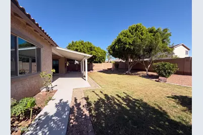 18136 W Devonshire Avenue, Goodyear, AZ 85395 - Photo 38