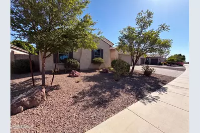 18136 W Devonshire Avenue, Goodyear, AZ 85395 - Photo 36