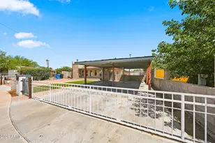 2922 E Kings Ave, Phoenix, AZ 85032 - Photo 2