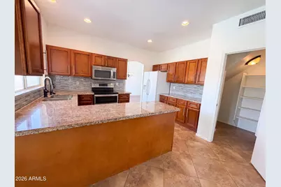 8274 S Stephanie Lane, Tempe, AZ 85284 - Photo 2