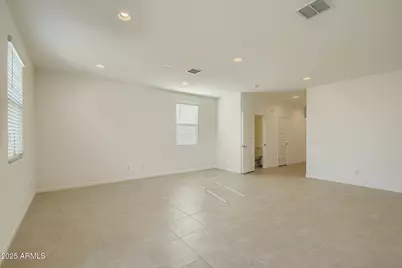 9731 W Weldon Avenue, Phoenix, AZ 85037 - Photo 10