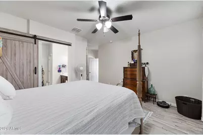 29805 W Clarendon Avenue, Buckeye, AZ 85396 - Photo 32