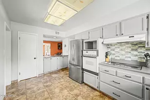 10262 W Snead Circle N, Sun City, AZ 85351 - Photo 20