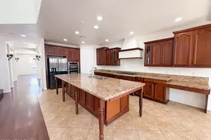 4118 W St Anne Ave, Phoenix, AZ 85041 - Photo 2