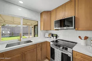 11206 N 26th Pl, Phoenix, AZ 85028 - Photo 6