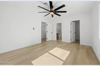 11206 N 26th Place, Phoenix, AZ 85028 - Photo 12
