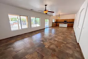 7428 S 15th Dr, Phoenix, AZ 85041 - Photo 12