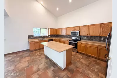 7428 S 15th Drive, Phoenix, AZ 85041 - Photo 2