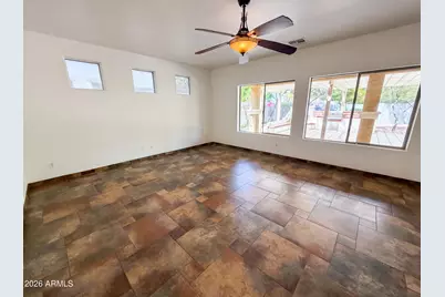 7428 S 15th Drive, Phoenix, AZ 85041 - Photo 8