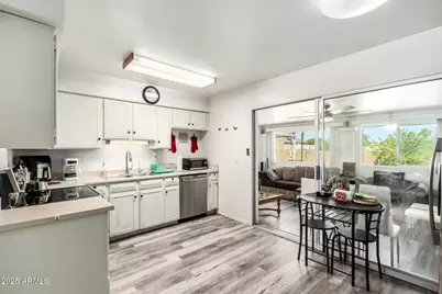 15618 N 21st Street, Phoenix, AZ 85022 - Photo 4