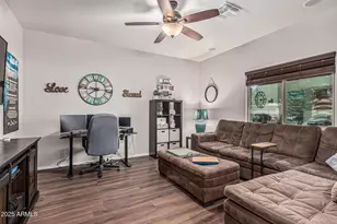 831 S Buena Vista Dr, Apache Junction, AZ 85120 - Photo 8